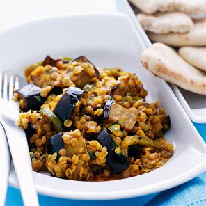 Aubergine and red lentil curry
